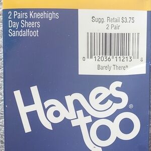 Hanes too! Sandalfoot Kneehighs Day Sheer